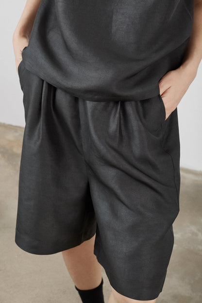 Elastic Waist Gambiered Guangdong (Xiangyunsha) Silk Shorts - ERIMI StudioElastic Waist Gambiered Guangdong (Xiangyunsha) Silk ShortsShortsERIMI Studio