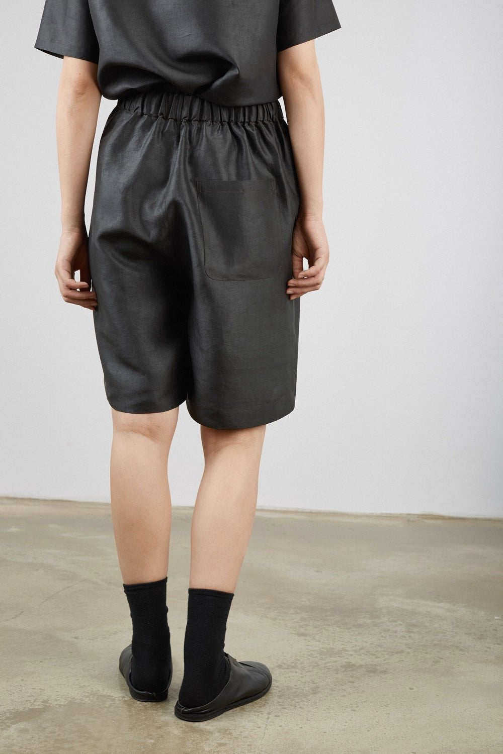 Elastic Waist Gambiered Guangdong (Xiangyunsha) Silk Shorts - ERIMI StudioElastic Waist Gambiered Guangdong (Xiangyunsha) Silk ShortsShortsERIMI Studio