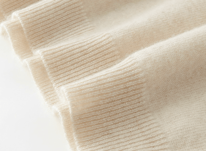 Fitted Turtleneck Cashmere & Wool Blend Sweater - ERIMI StudioFitted Turtleneck Cashmere & Wool Blend SweaterSweaterERIMI Studio