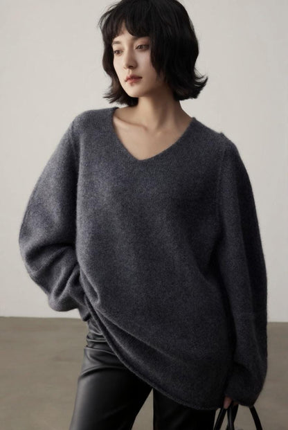 Oversized V - neck Cashmere Sweater - ERIMI StudioOversized V - neck Cashmere SweaterSweaterERIMI Studio