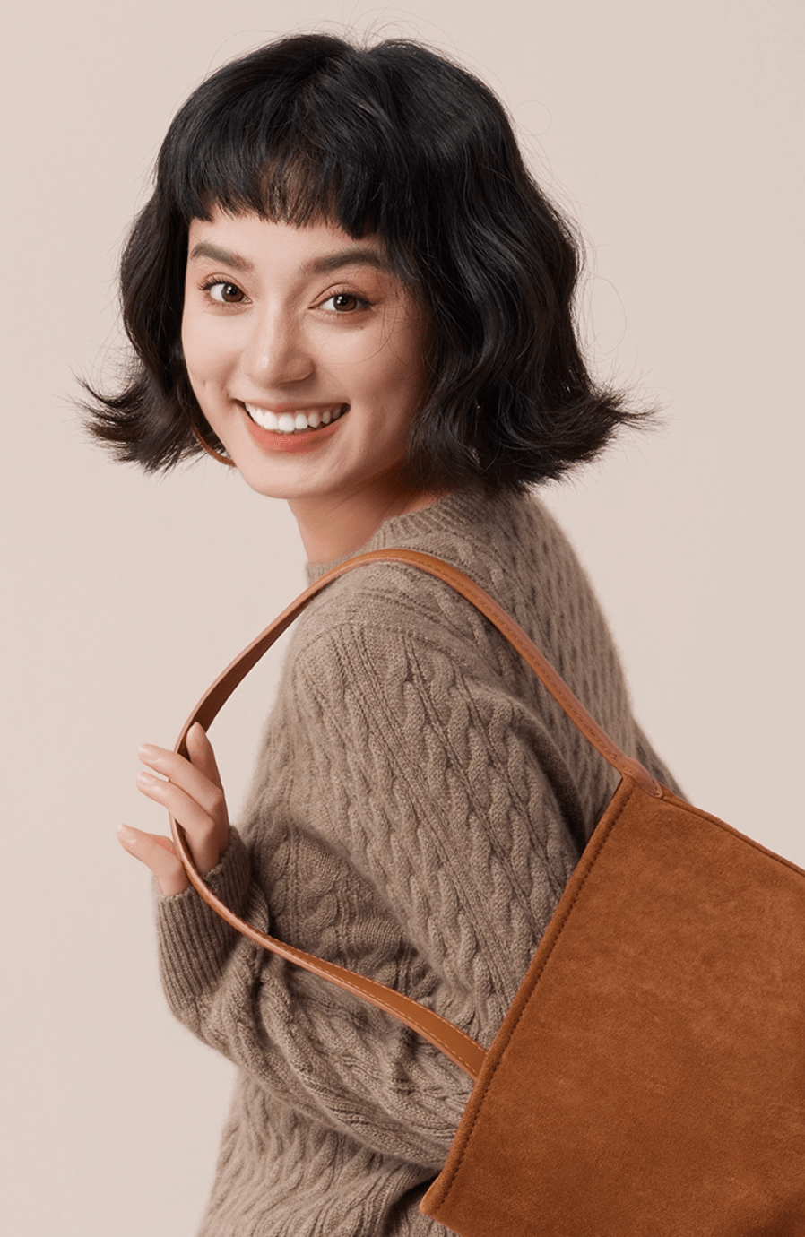 Relaxed Cable Knit Cashmere Sweater - ERIMI StudioRelaxed Cable Knit Cashmere SweaterSweaterERIMI Studio