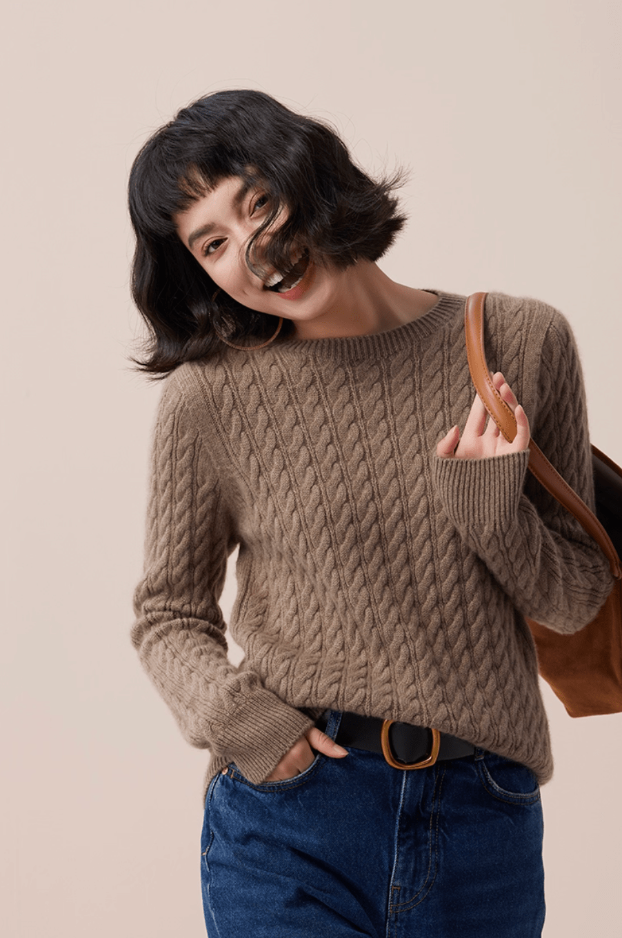Relaxed Cable Knit Cashmere Sweater - ERIMI StudioRelaxed Cable Knit Cashmere SweaterSweaterERIMI Studio