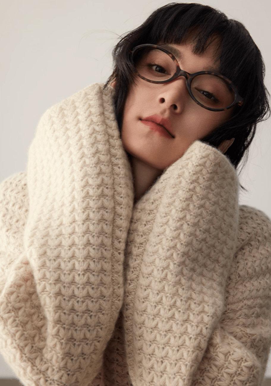 Relaxed Flower Knit Cashmere Sweater - ERIMI StudioRelaxed Flower Knit Cashmere SweaterSweaterERIMI Studio